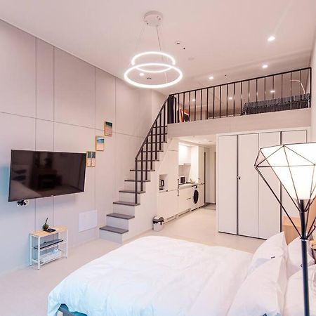 The Castle Ocean Marina Double Suite ヨス市 エクステリア 写真