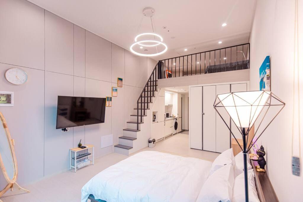 The Castle Ocean Marina Double Suite ヨス市 エクステリア 写真