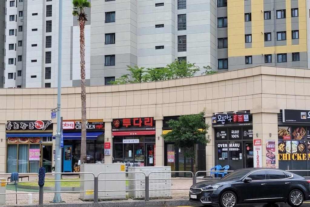 The Castle Ocean Marina Double Suite ヨス市 エクステリア 写真