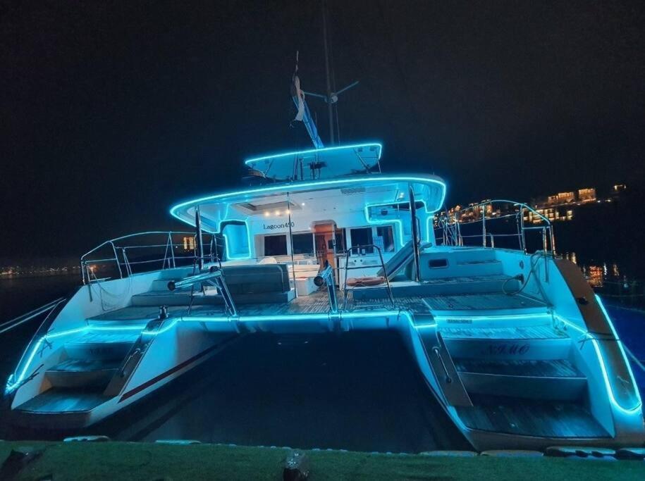 The Castle Ocean Marina Double Suite ヨス市 エクステリア 写真